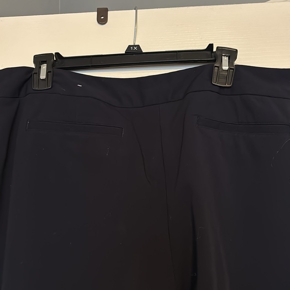 Previously loved dress pants. - Picture 4 of 4